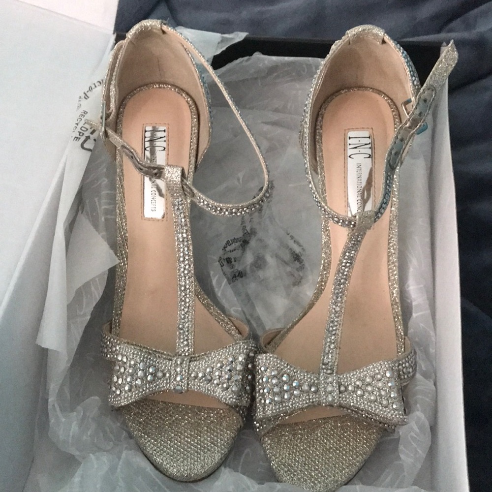 INC formal heels